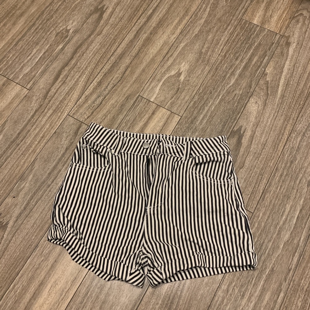 ✨ 3/10$ ✨ Forever 21 shorts